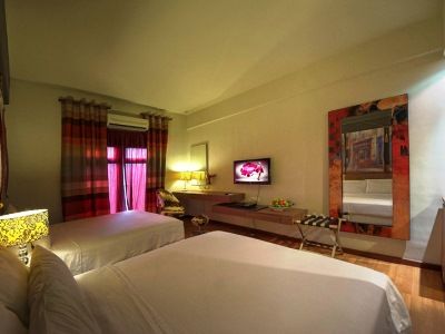 Arenaa Deluxe Hotel